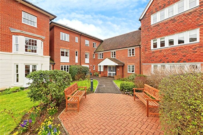 1 Bedroom Flat For Sale In Barton Mill Court, Canterbury, CT2
