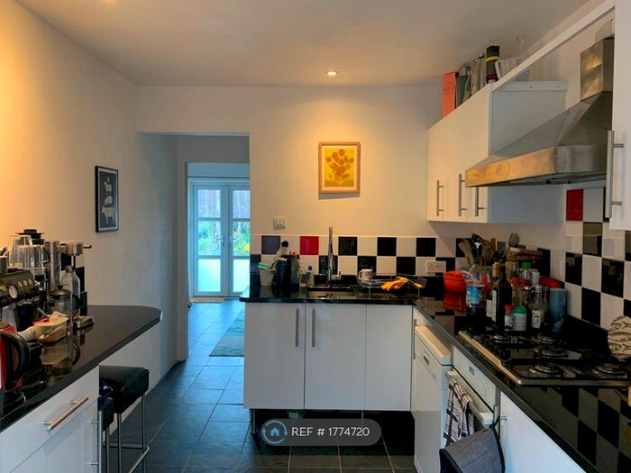 3 Bedroom Terraced House To Rent In Alphabet Square, London, E3
