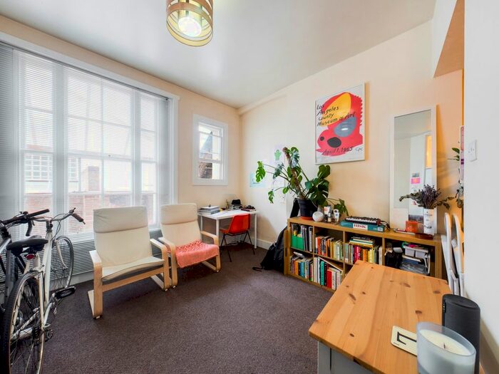 1 Bedroom Flat To Rent In Deptford Broadway, London, Pa, SE8