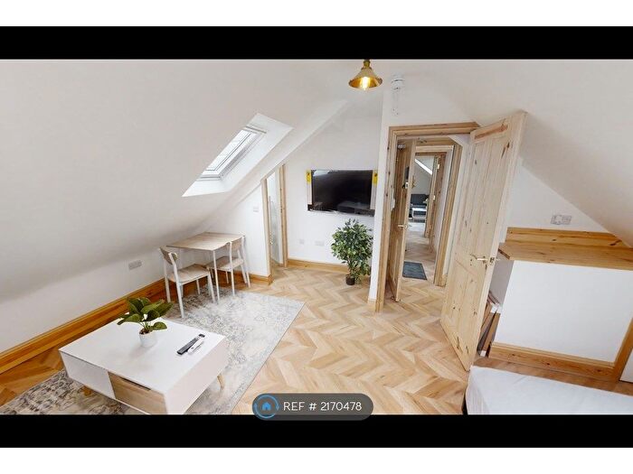 Studio To Rent In Walliscote Road, Weston-Super-Mare, BS23