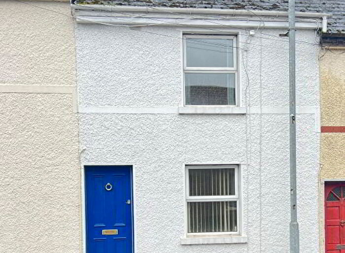 3 Bedroom Mid TownHouse For Sale In High Street, Newry, BT34