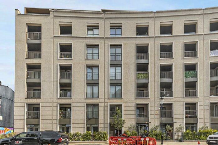 2 Bedroom Flat To Rent In Wornington Road, London, W10