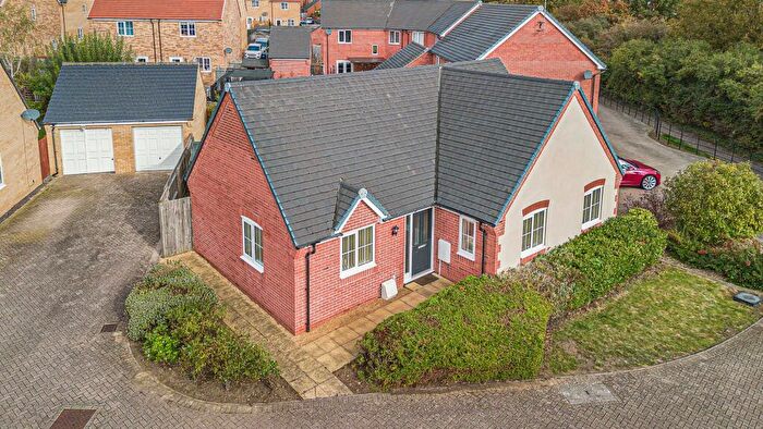 2 Bedroom Detached Bungalow For Sale In Woollard Walk, Sawtry, Cambrigeshire., PE28