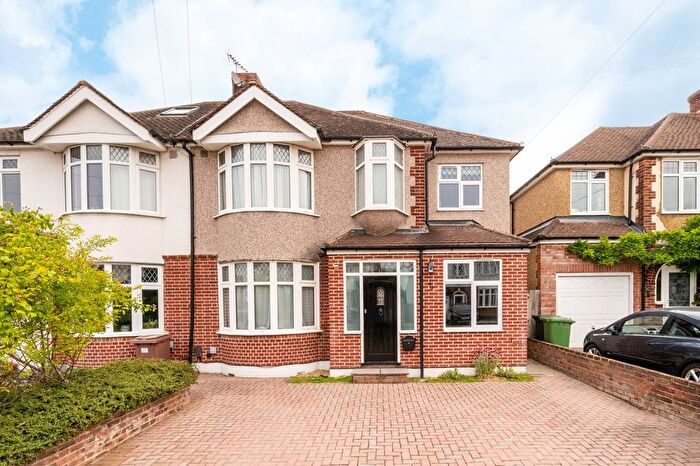5 Bedroom Semi-Detached House To Rent In Mavis Close, Epsom, KT19