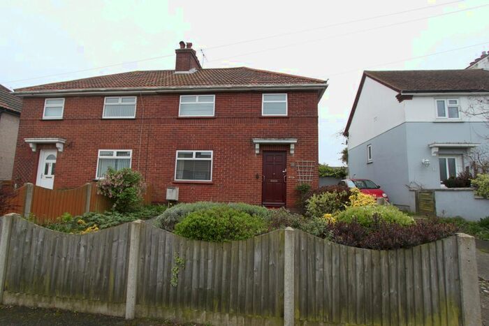 3 Bedroom Terraced House To Rent In Redsull Avenue, Deal, CT14