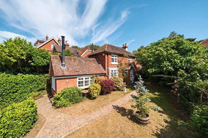 3 Bedroom Cottage To Rent In Lords Hill Common Shamley Green, GU5