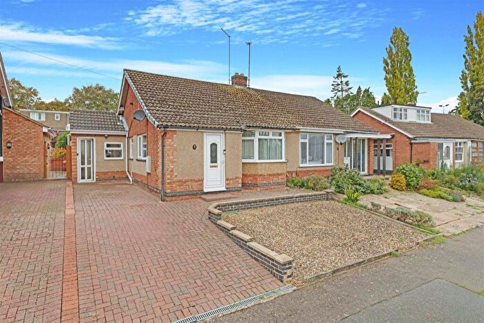 2 Bedroom Semi-Detached Bungalow For Sale In Greenbank Avenue, Kettering, Northamptonshire, NN15