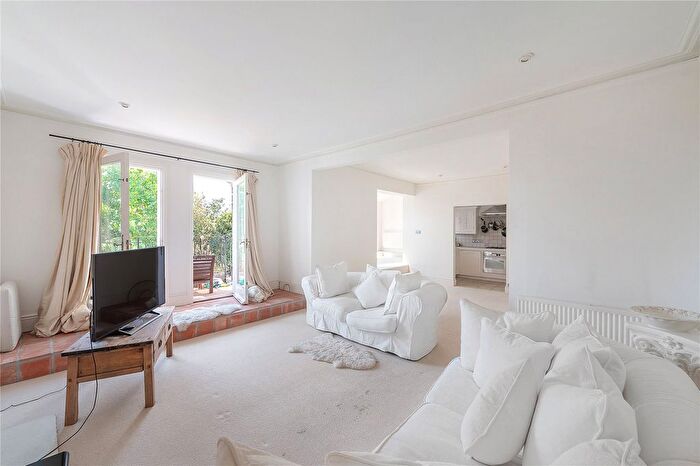1 Bedroom Flat To Rent In Crooked Billet, London, SW19
