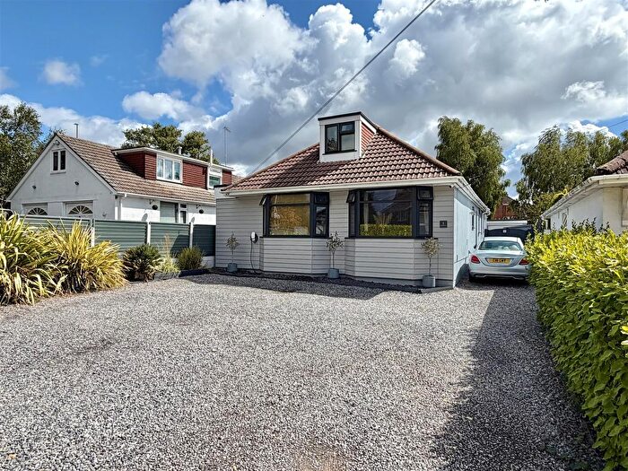 4 Bedroom Detached House For Sale In Moorland Way, Upton, Poole, BH16