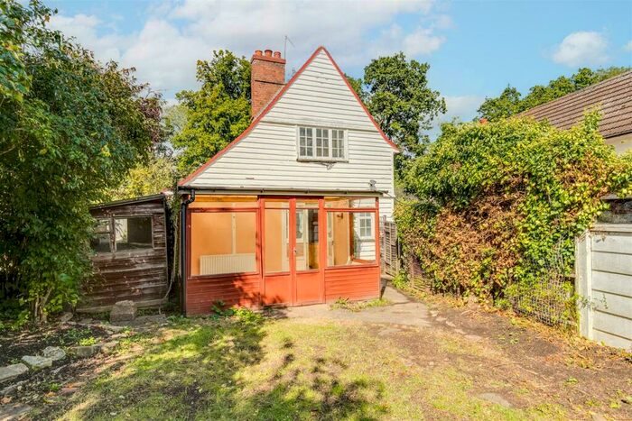 2 Bedroom Detached House For Sale In Icknield Way, Letchworth Garden City, SG6