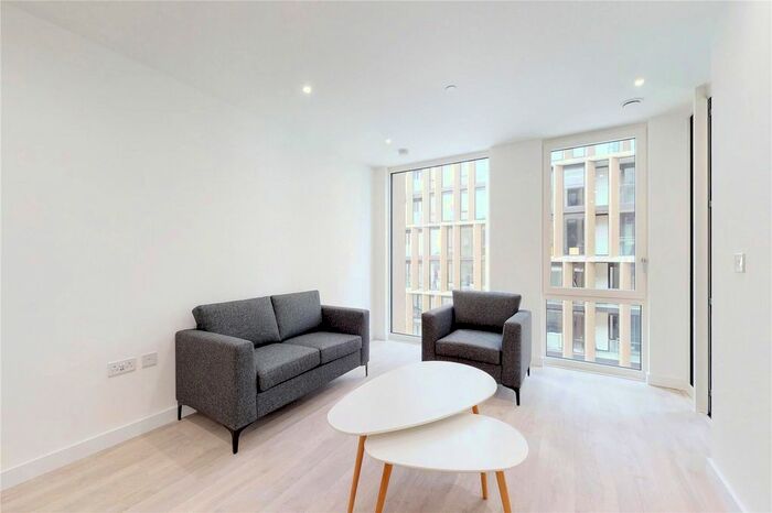 1 Bedroom Flat To Rent In Bond Apartments, College Road, HA1