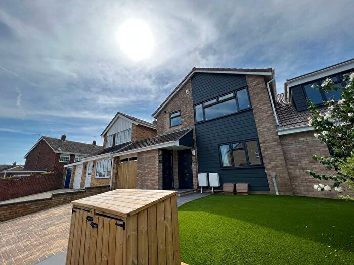 1 Bedroom Flat To Rent In Tennyson Drive, Abingdon, Oxfordshire, OX14