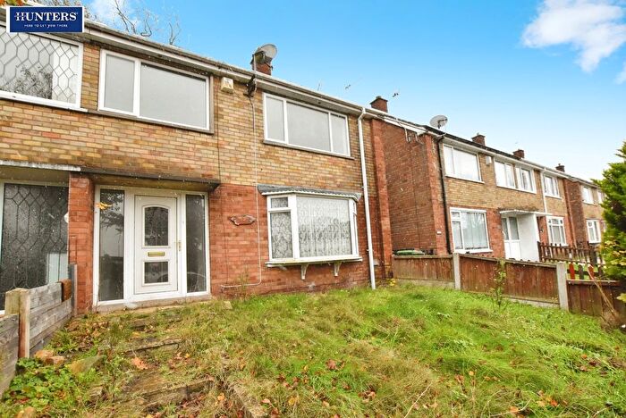 3 Bedroom Semi Detached House For Sale In Hardy Road, Scunthorpe, DN17