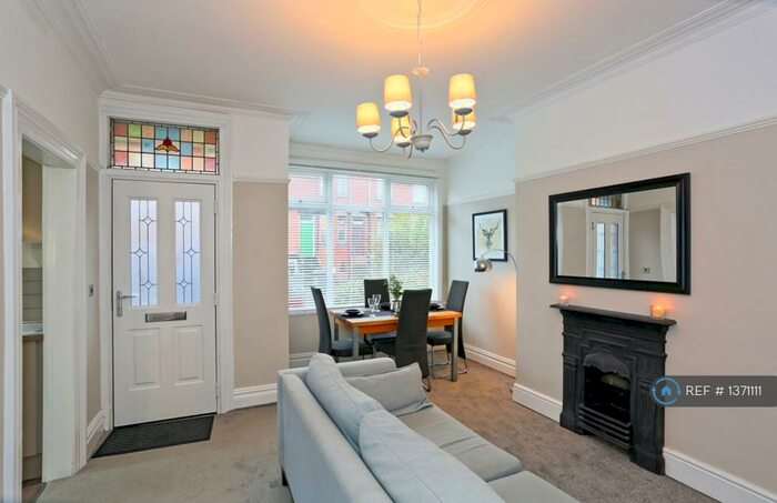 4 Bedroom Terraced House To Rent In Village Terrace, Leeds, LS4