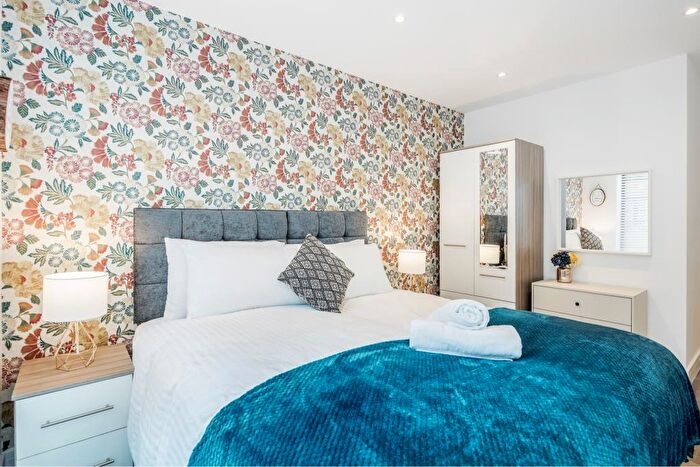 2 Bedroom Serviced Apartments To Rent In Walker Avenue, Milton Keynes, Buckinghamshire, MK12