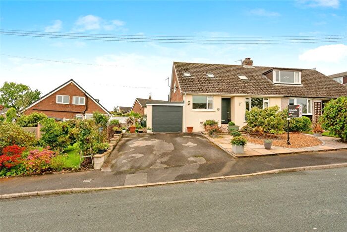 4 Bedroom Semi-detached House For Sale In Greystones Drive, Fence, Burnley, Lancashire, BB12