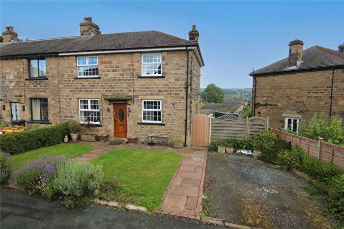 3 Bedroom End Of Terrace House For Sale In Longbottom Avenue, Silsden, BD20