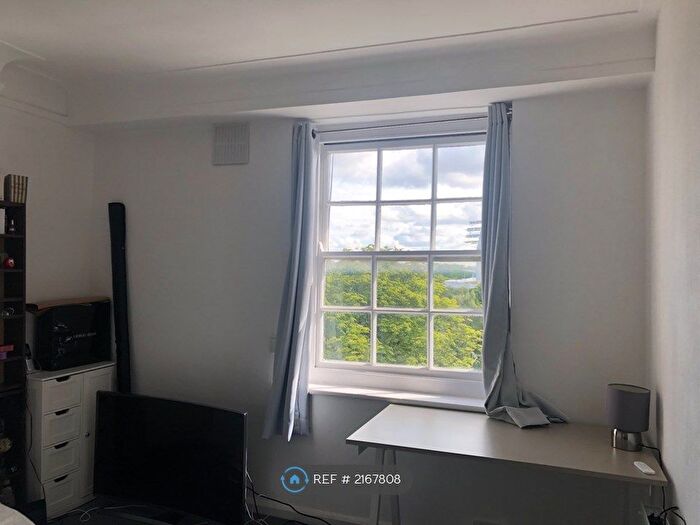 Studio To Rent In Bronwen Court, London, NW8