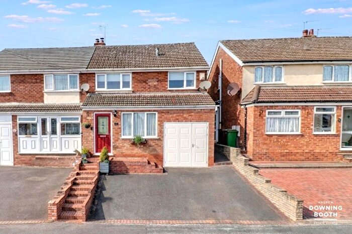 3 Bedroom Semi Detached House For Sale In Nevison Grove, Birmingham, B43