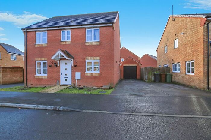 4 Bedroom Detached House For Sale In Shipton Grove, Peterborough, PE7