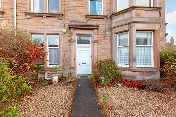 3 Bedroom Flat For Sale In Craiglea Drive, Morningside, Edinburgh, EH10