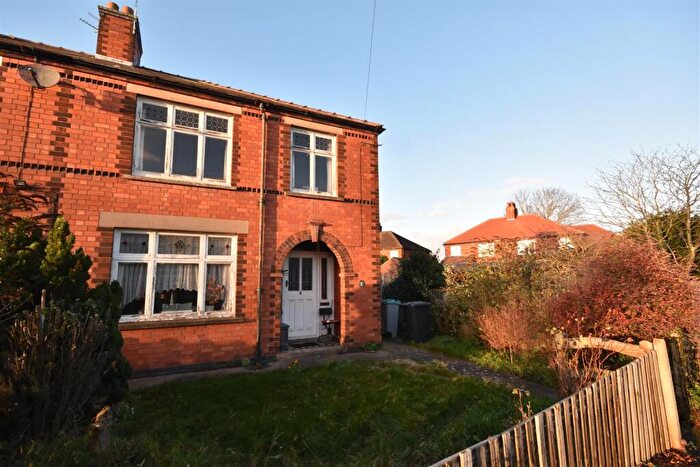 3 Bedroom Semi Detached House For Sale In Rupert Crescent, Newark, NG24