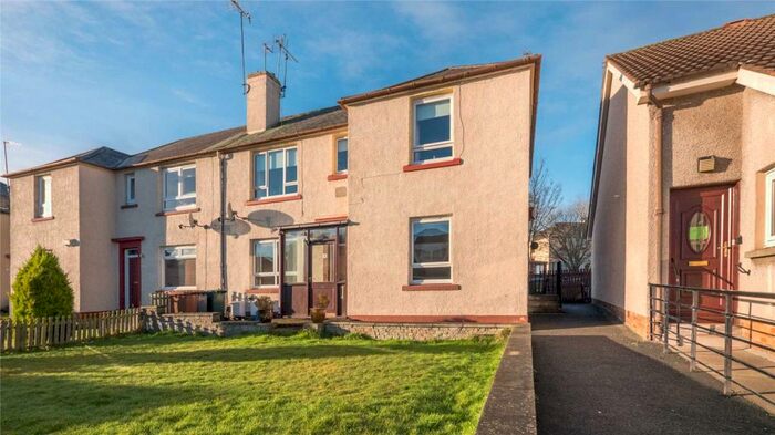 2 Bedroom Property To Rent In Clearburn Gardens, Edinburgh, EH16