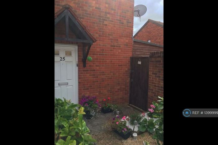 1 Bedroom End Of Terrace House To Rent In Handford Way, Bristol, BS30