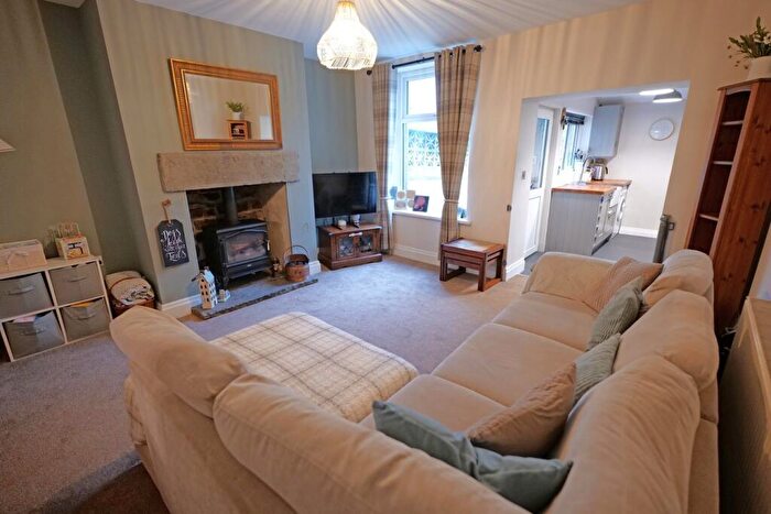 2 Bedroom Terraced House For Sale In Beech Street, Barnoldswick, BB18