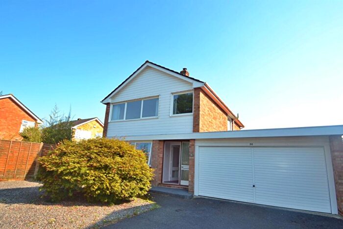 4 Bedroom Detached House To Rent In Ferndown, BH22