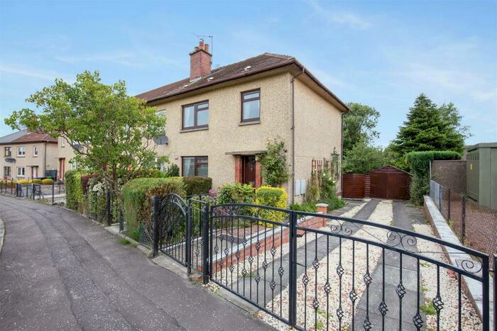 3 Bedroom End Of Terrace House For Sale In Whitehall Drive, Cardenden, KY5