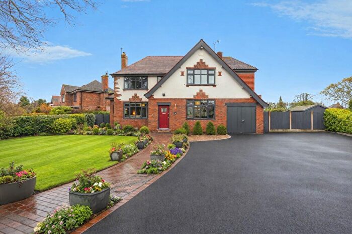 4 Bedroom Detached House For Sale In Stanneylands Road, Wilmslow, Cheshire, SK9