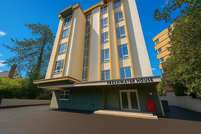 2 Bedroom Flat To Rent In Dean Park Crescent, Bournemouth Town Centre, BH1