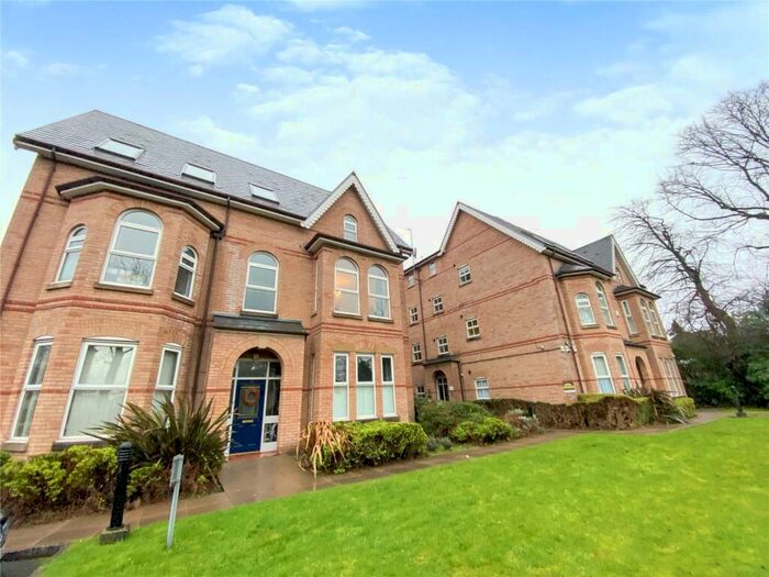 2 Bedroom Apartment To Rent In Hart Road, Manchester, M14