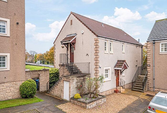 3 Bedroom Flat For Sale In Mid Street, Kirkcaldy, KY1