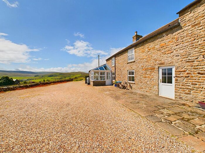 4 Bedroom Farmhouse For Sale In Wearhead, Bishop Auckland, DL13