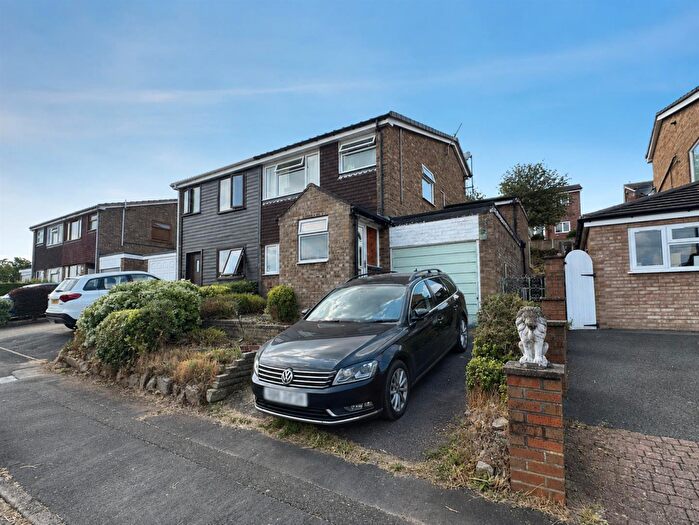 3 Bedroom Semi-Detached House To Rent In Lorien Close, Leek, ST13