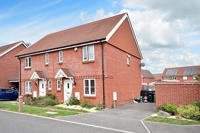 3 Bedroom Semi Detached House For Sale In Rathbone Crescent, Horley, Surrey, RH6