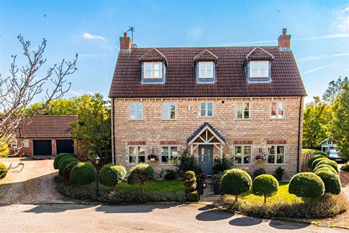 5 Bedroom Detached House For Sale In Mawsley Lodge, Mawsley, NN14