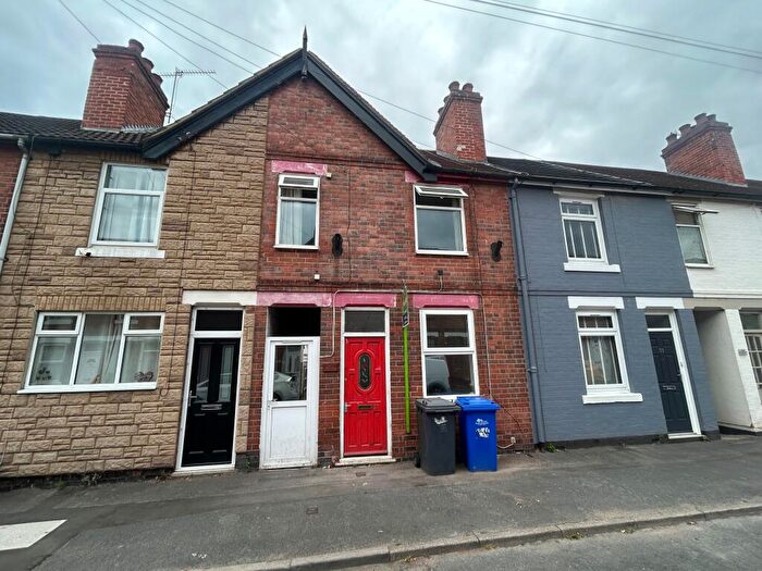 3 Bedroom Terraced House To Rent In Craven Street, Staffordshire, Burton Upon Trent, DE13