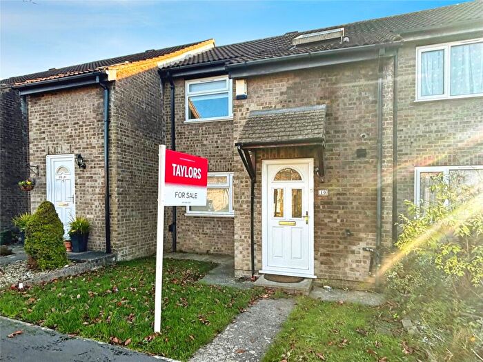 3 Bedroom Terraced House For Sale In Charlton Gardens, Bristol, Somerset, BS10