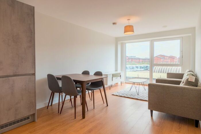 2 Bedroom Flat To Rent In Block B, Victoria Riverside, Leeds City Centre, LS10