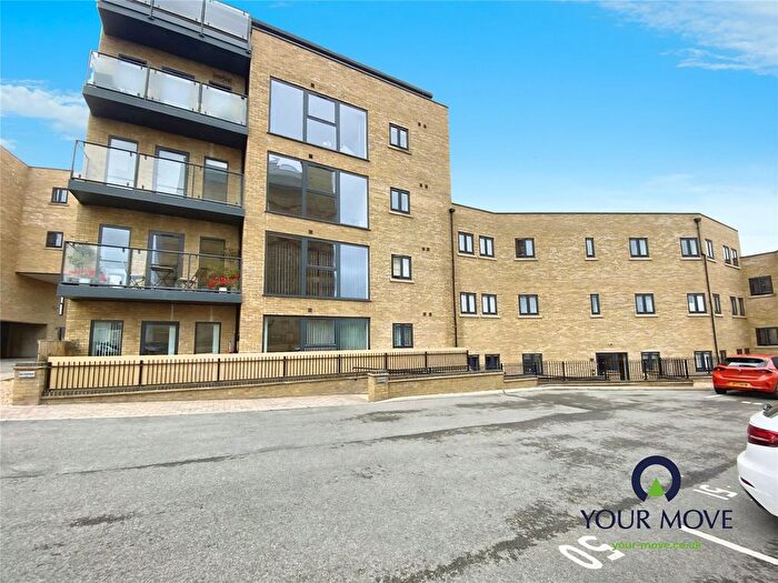 2 Bedroom Flat To Rent In Millers Hill, Ramsgate, Kent, CT11