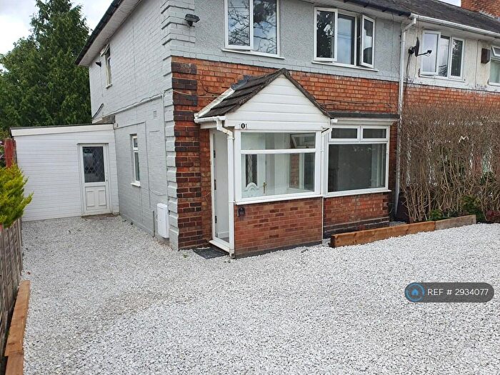 3 Bedroom Semi-Detached House To Rent In Oakhurst Road, Birmingham, B27