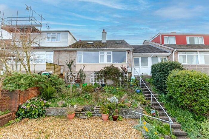 3 Bedroom Semi-Detached House For Sale In Rock Avenue, Nailsea, BS48