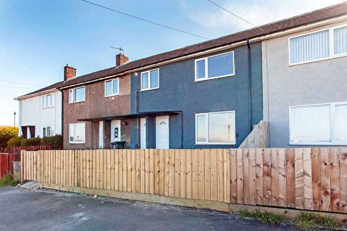 3 Bedroom Terraced House For Sale In Houfton Road, Bolsover, S44