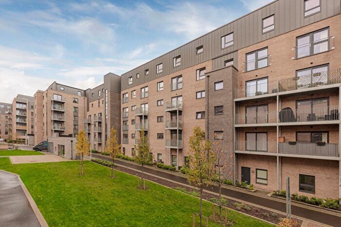 2 Bedroom Flat For Sale In / Shrubhill Walk, Edinburgh, EH7
