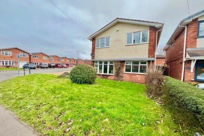 4 Bedroom Property To Rent In Wesley Road, Willenhall, WV12