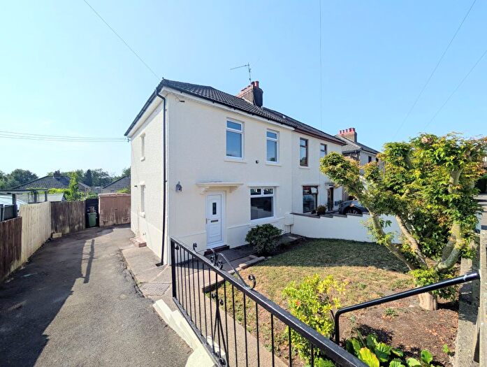 3 Bedroom Semi-Detached House To Rent In Parc Avenue, Pontnewydd, Cwmbran, NP44