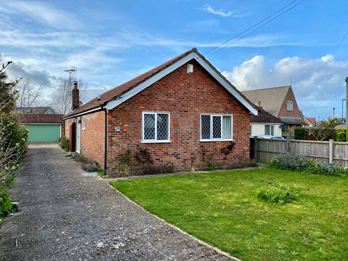 2 Bedroom Detached Bungalow For Sale In Lion Road, Bognor Regis, PO21